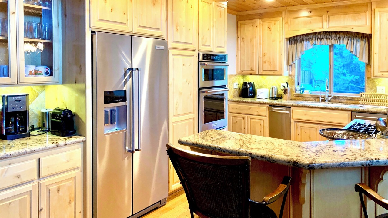 Photo of Kitchen in Castle Glen Estates