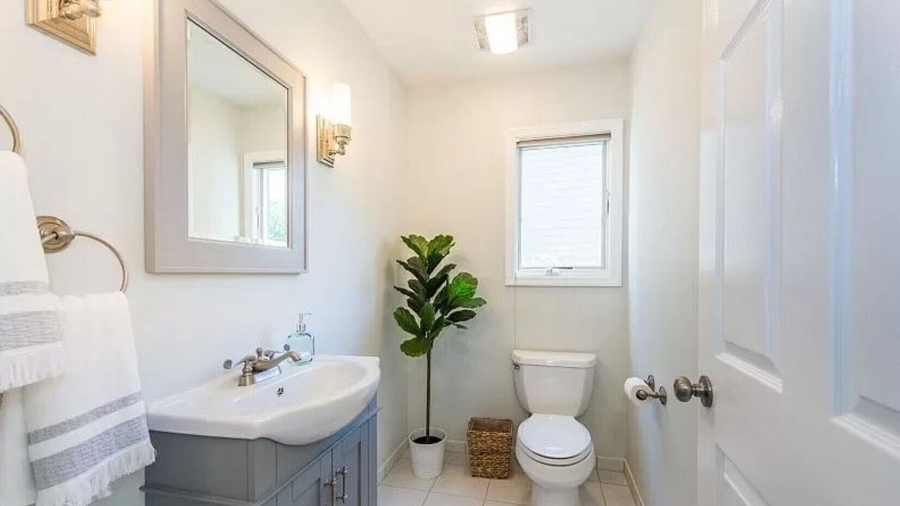 Photo of Bathroom in Hewitt