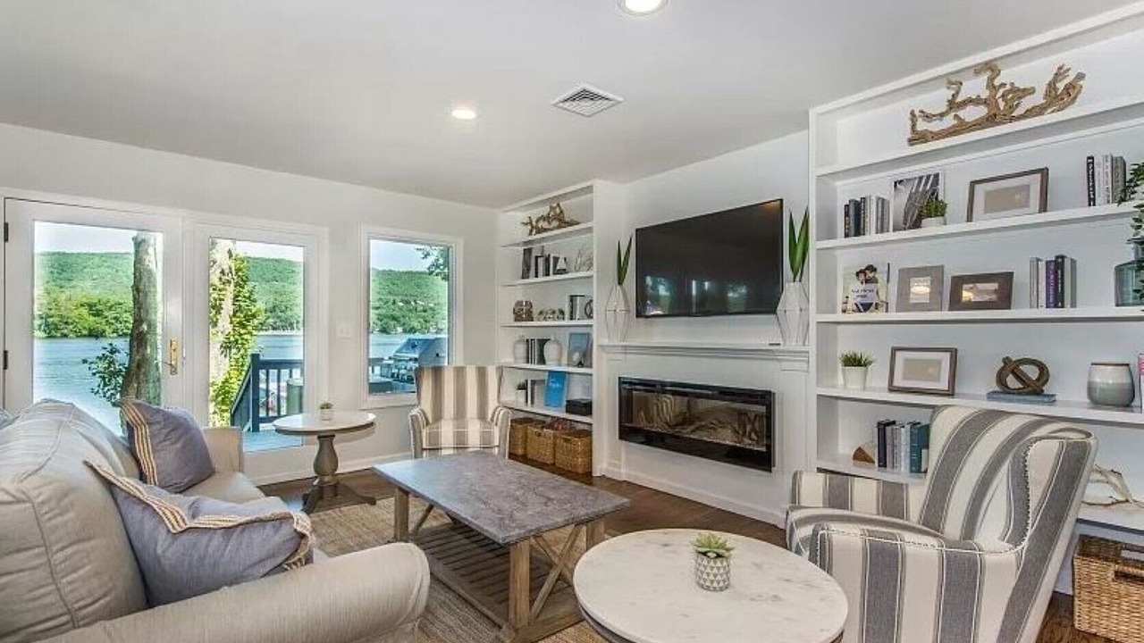 Photo of Livingroom in Hewitt