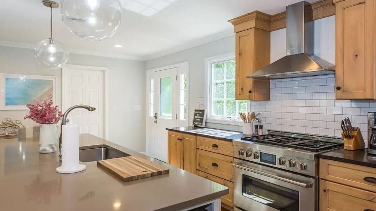 Photo of Kitchen in Hewitt