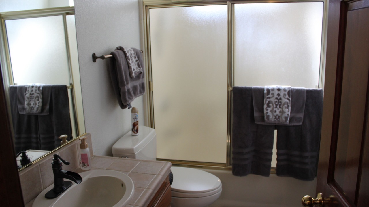 Photo of Bathroom in Moonridge