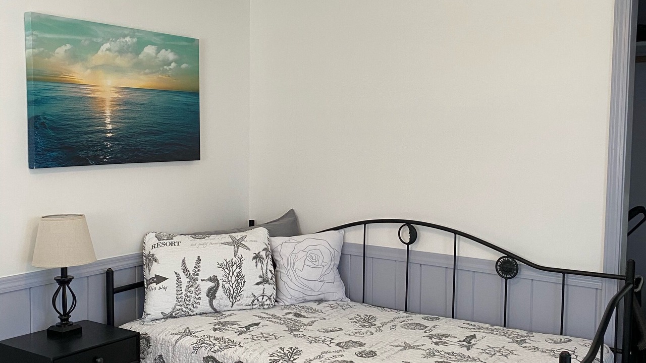Photo of Bedroom in Ash