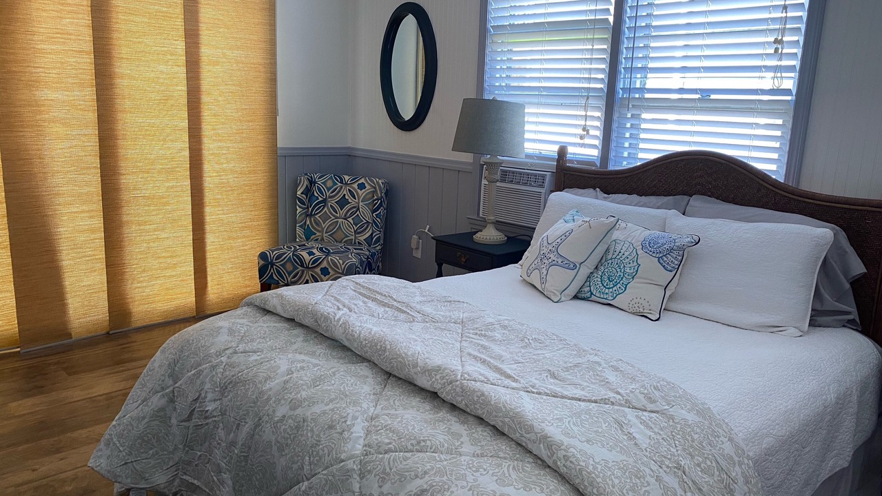 Photo of Bedroom in Ash
