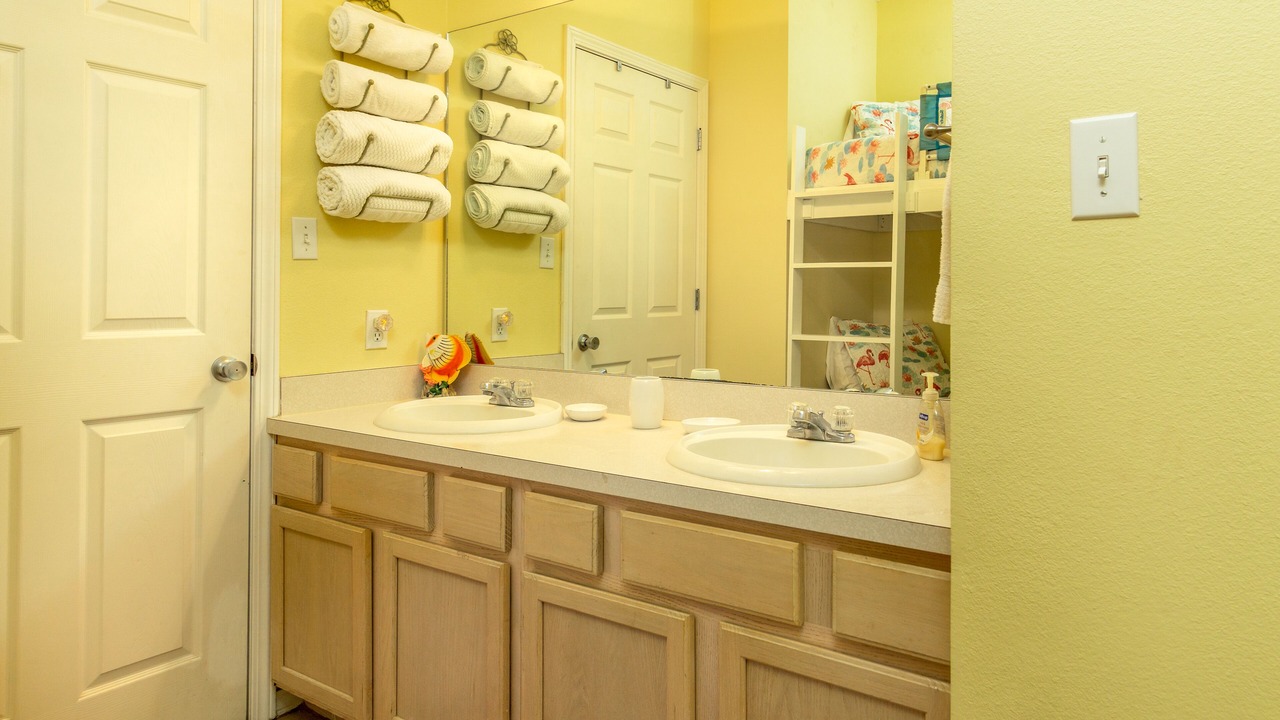 Photo of Bathroom in Holiday Isle