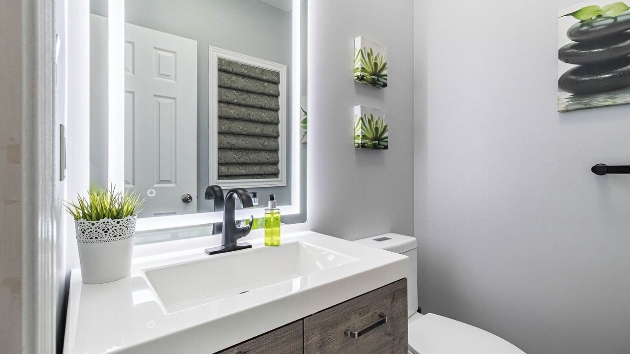 Photo of Bedroom in Halton Regional Municipality