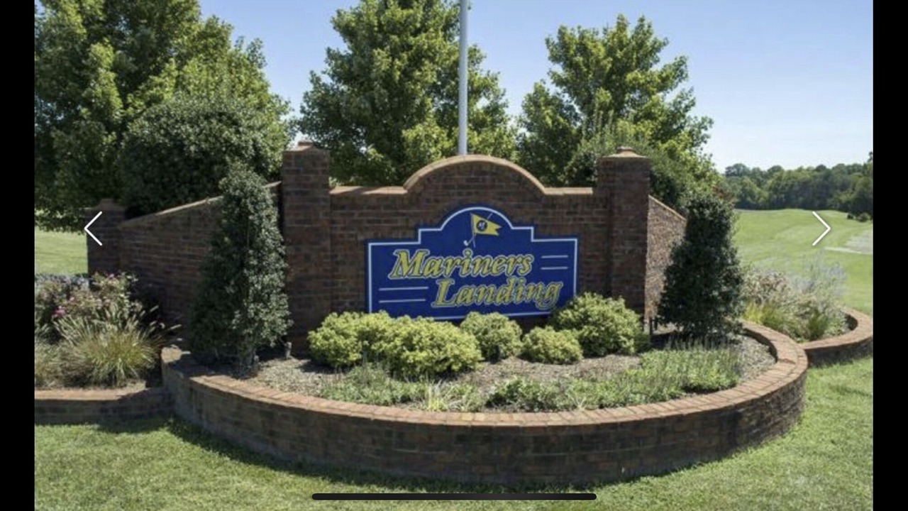 Photo of Outdoor in Smith Mountain Lake