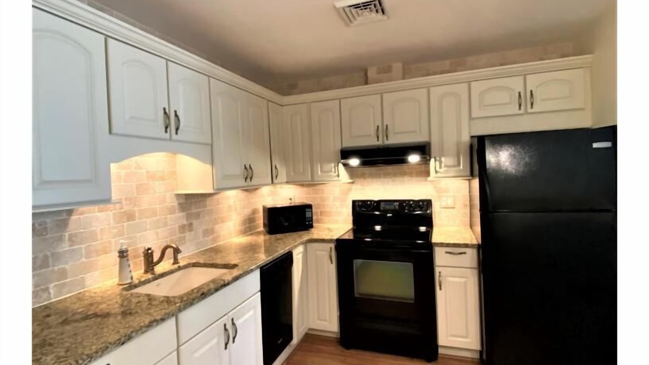 Photo of Kitchen in Village Green