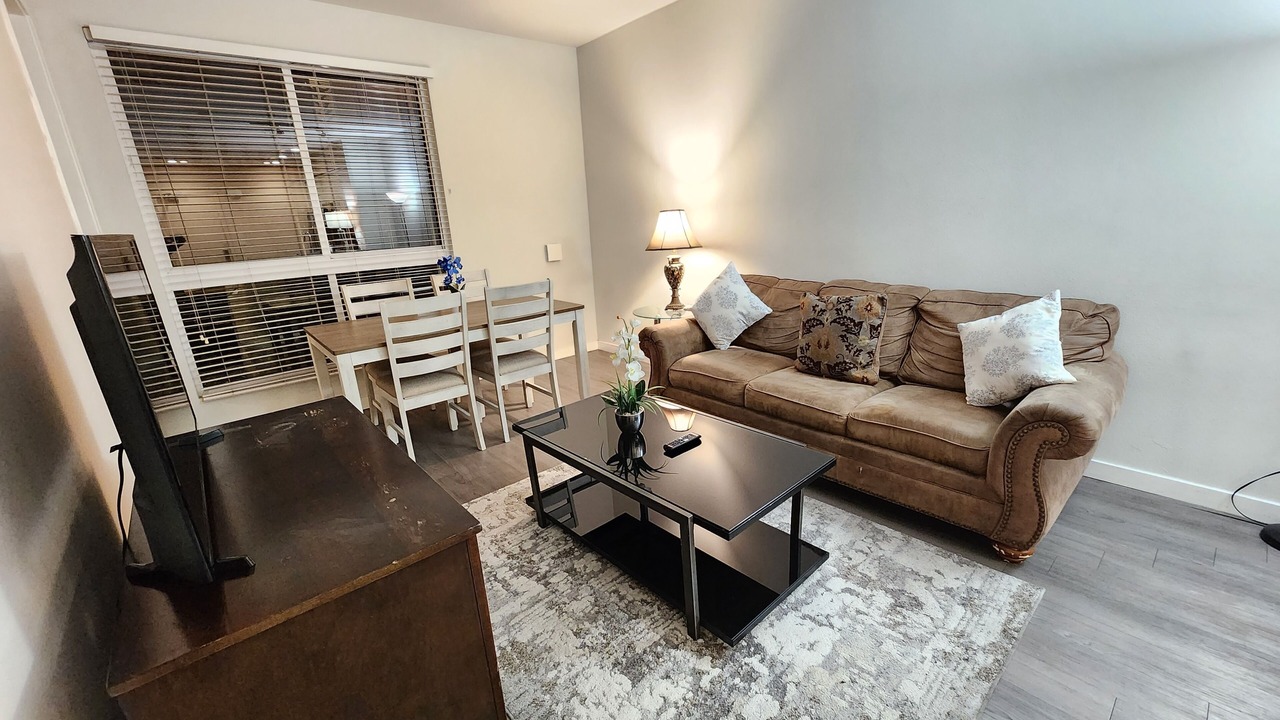 Photo of Livingroom in Melrose