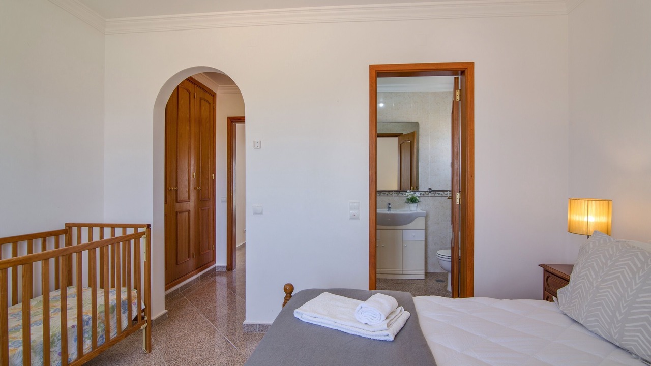 Photo of Bedroom in Vale de Carro