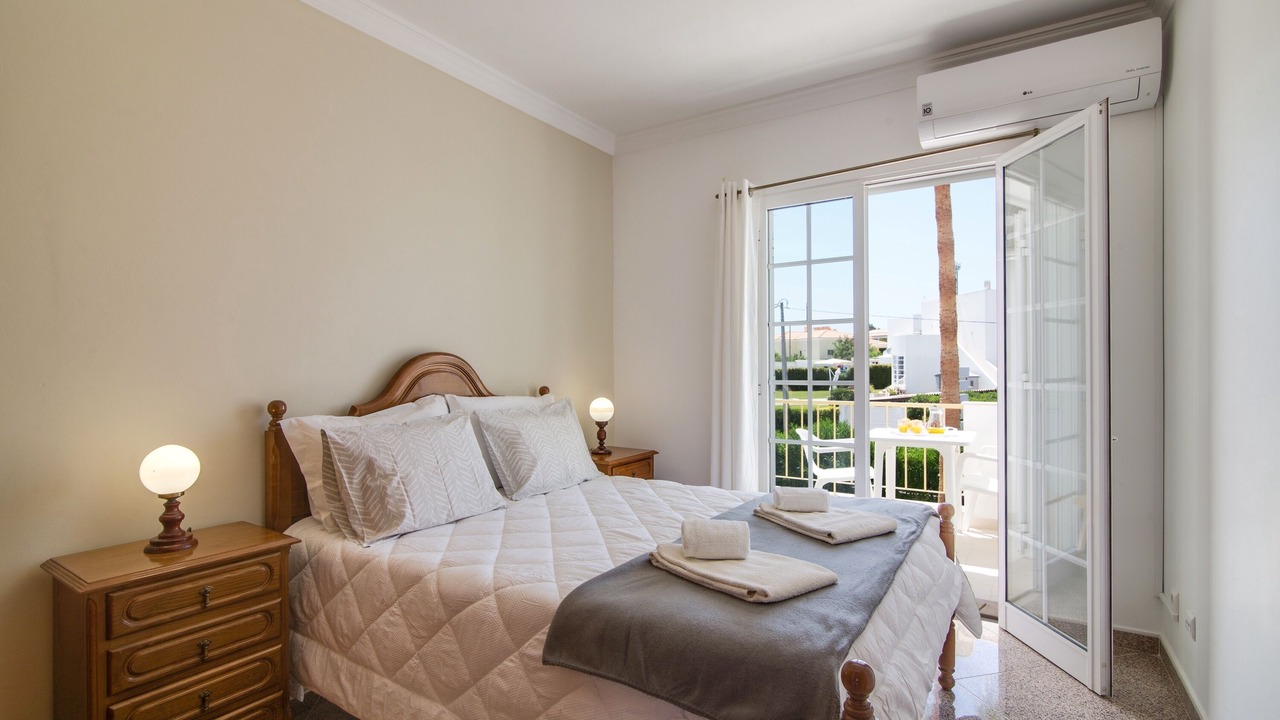 Photo of Bedroom in Vale de Carro