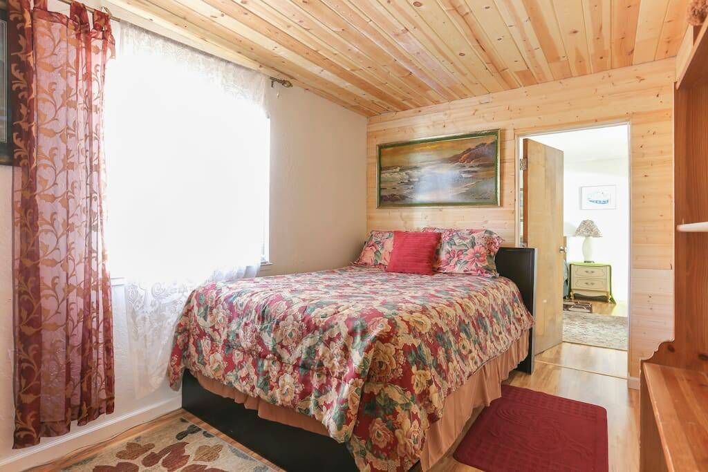 Photo of Bedroom in South Lake Tahoe