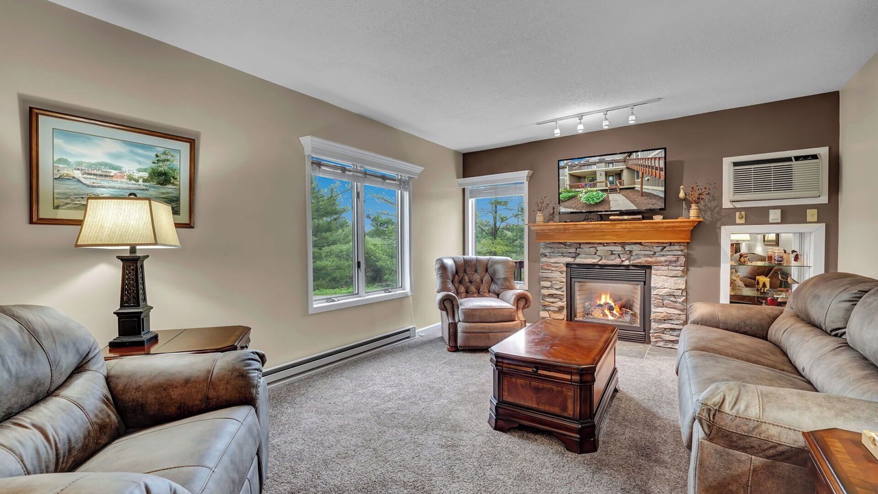 Photo of Livingroom in Clymer
