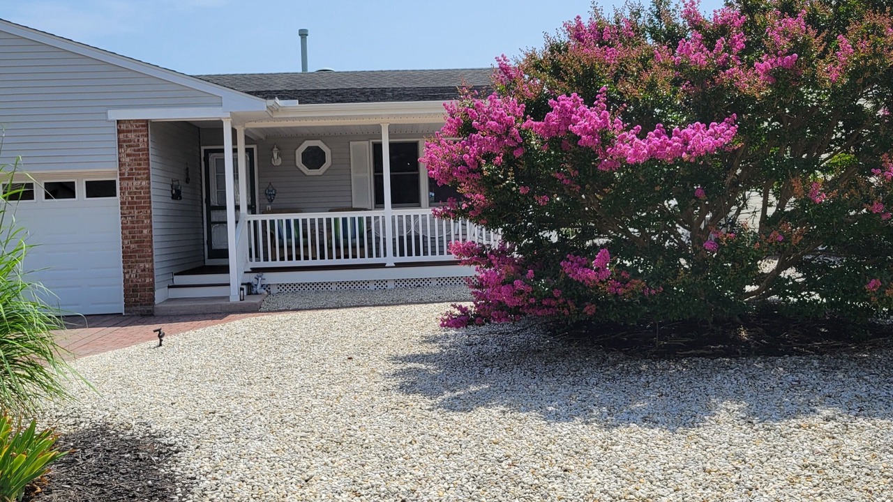Photo of Outdoor in Village Green
