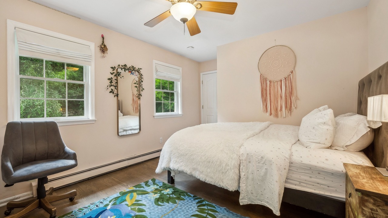 Photo of Bedroom in Garrison