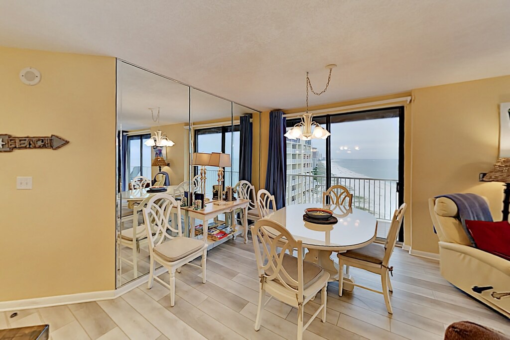 Photo of Livingroom in Orange Beach