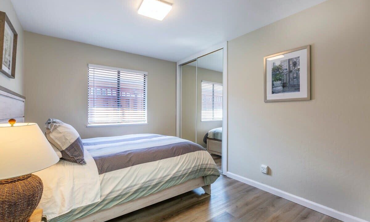 Photo of Bedroom in Willow Glen