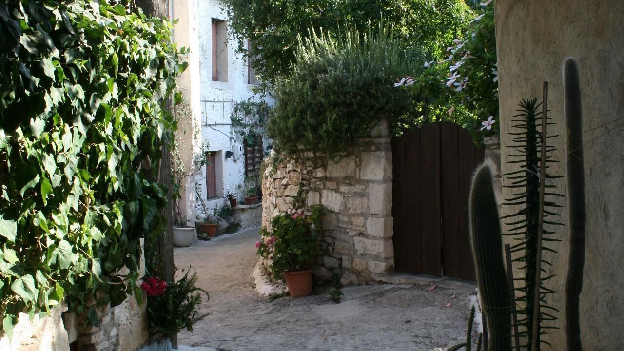 Photo of Others in Douliana
