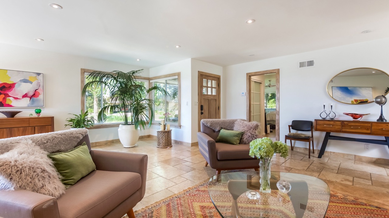 Photo of Livingroom in Thousand Oaks