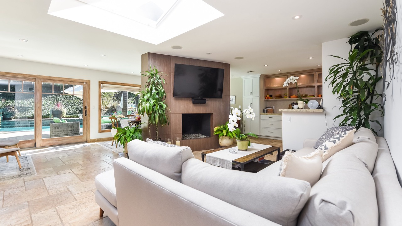Photo of Livingroom in Thousand Oaks