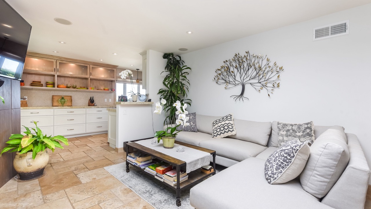 Photo of Livingroom in Thousand Oaks