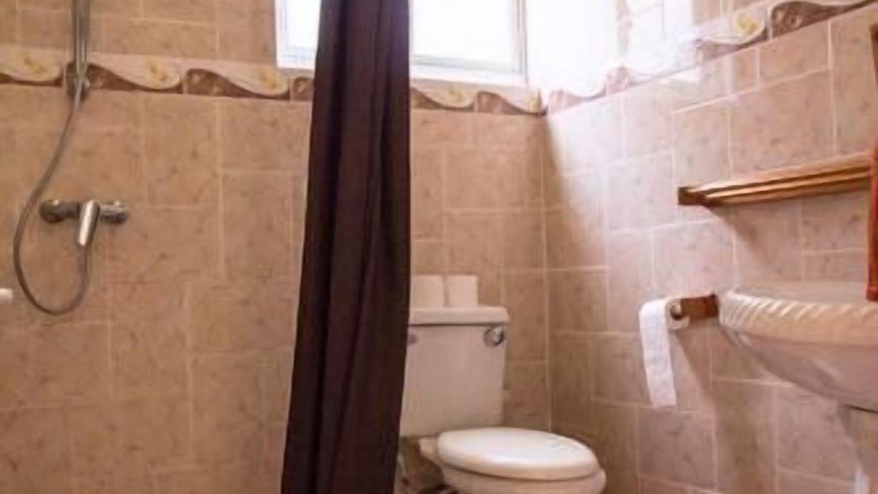 Photo of Bathroom in Mare Anglaise