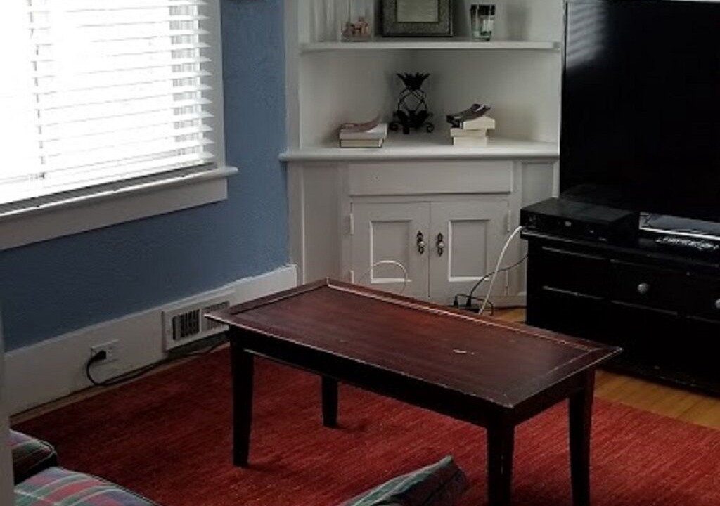 Photo of Livingroom in Athol Springs