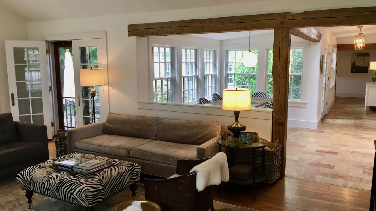 Photo of Livingroom in Wilton