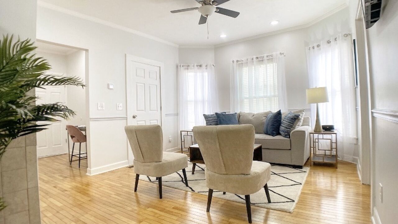Photo of Livingroom in Corning