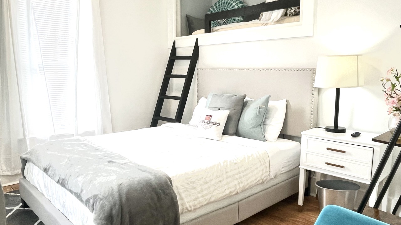 Photo of Bedroom in Corning
