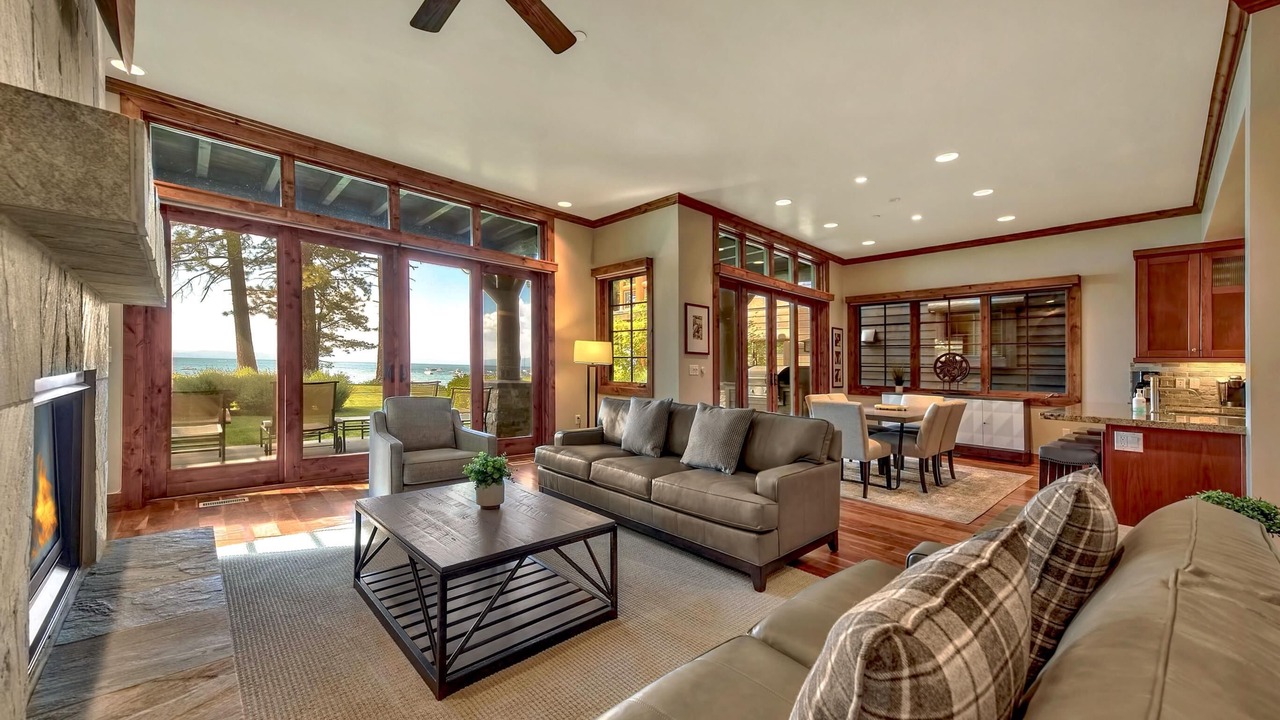 Photo of Livingroom in Sierra Shores