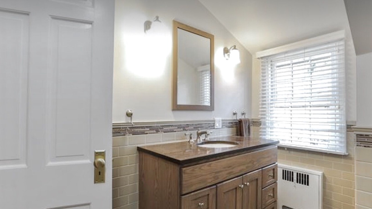 Photo of Bathroom in Larchmont