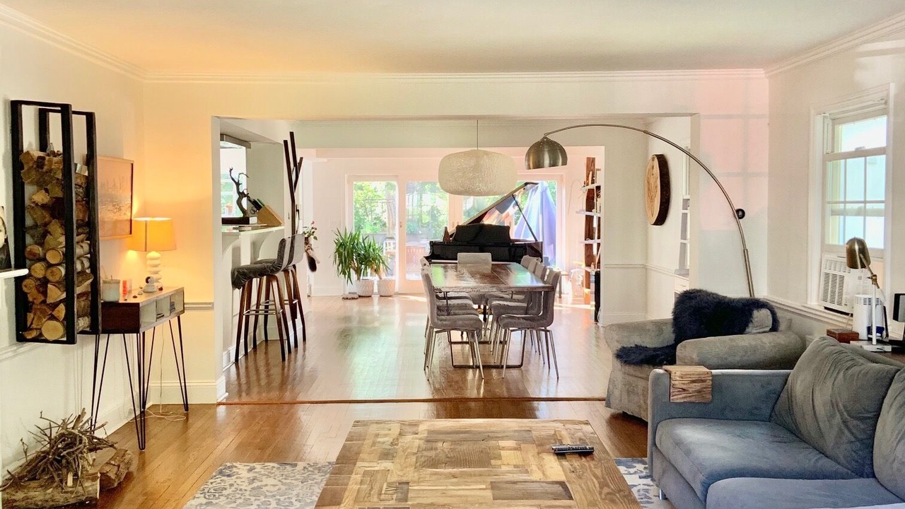 Photo of Livingroom in Larchmont