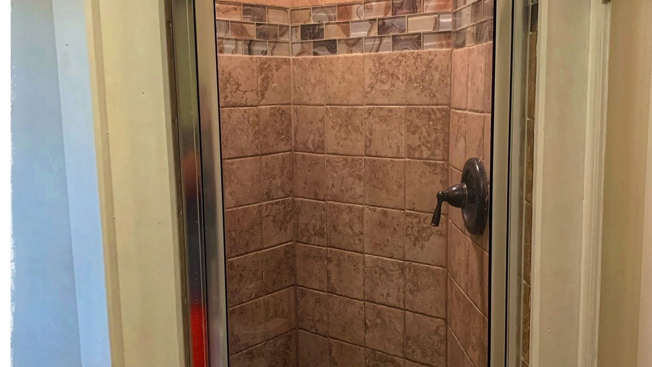Photo of Bathroom in Scottsburg