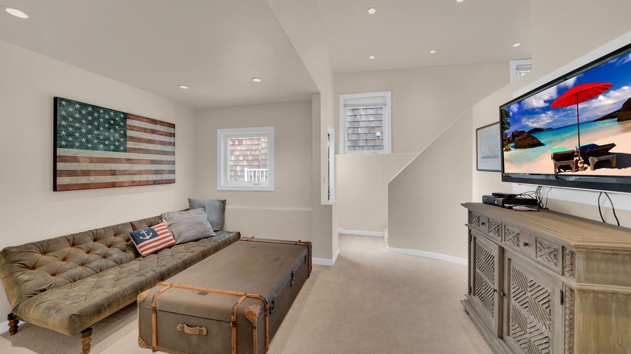 Photo of Livingroom in Corona del Mar
