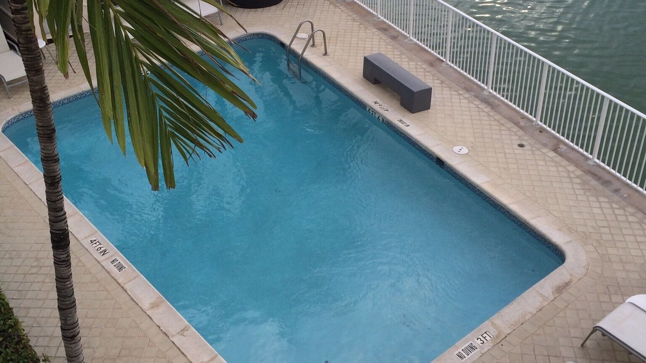 Photo of Outdoor in Mid Beach