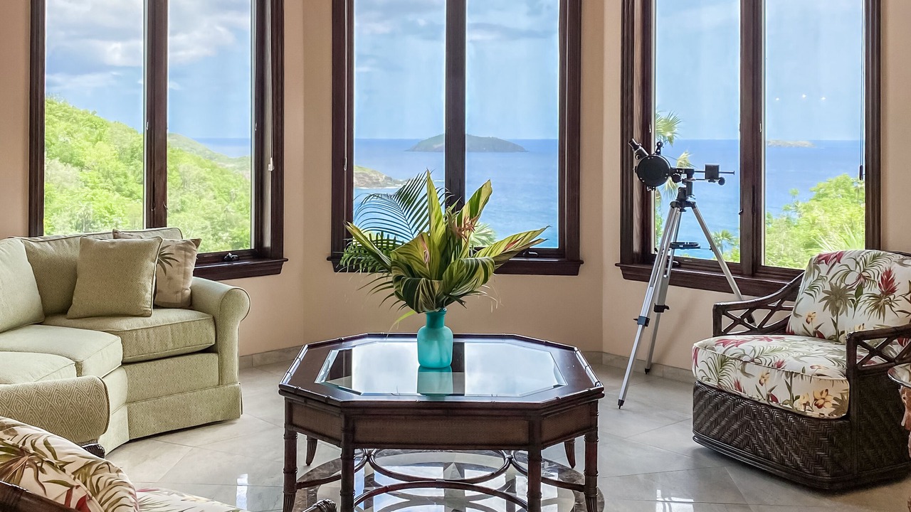 Photo of Others in Estate Little Saint Thomas