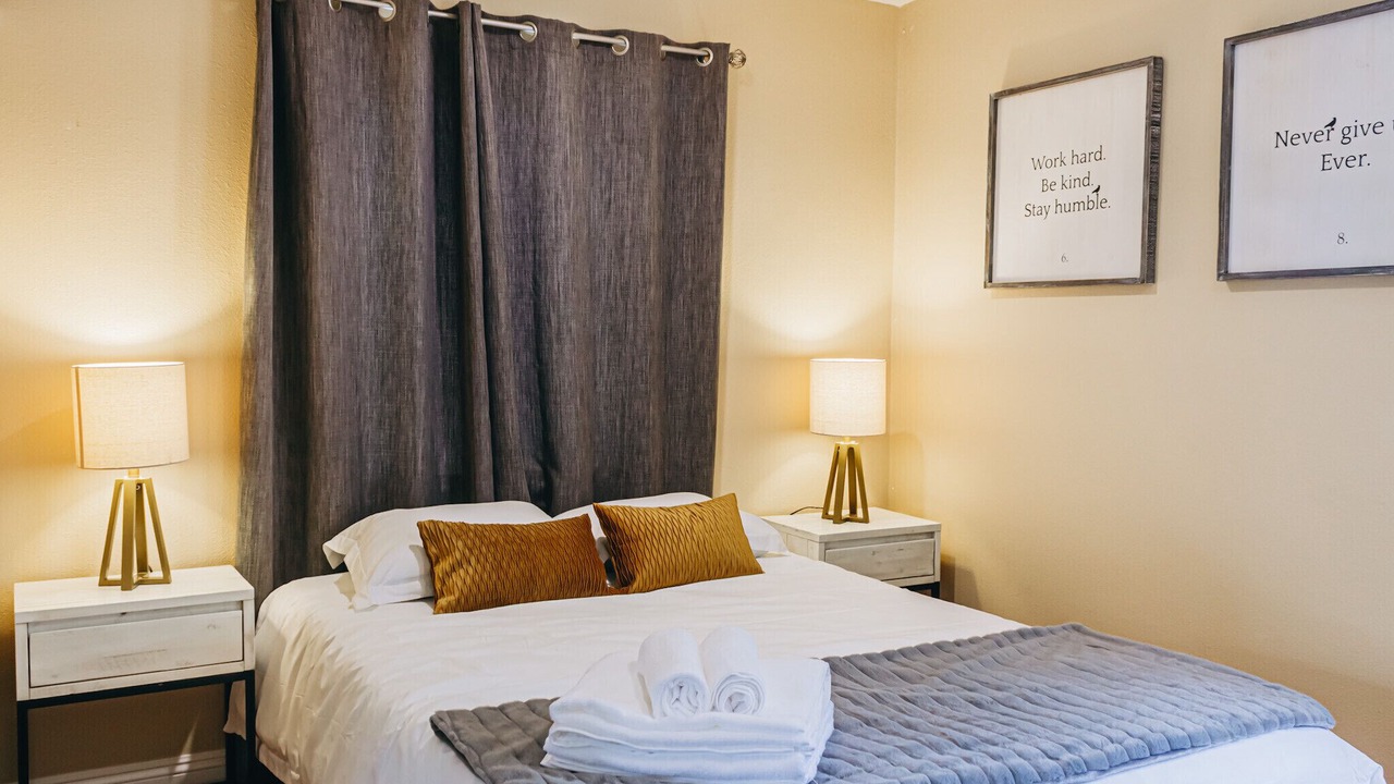Photo of Bedroom in Mesa Del Mar