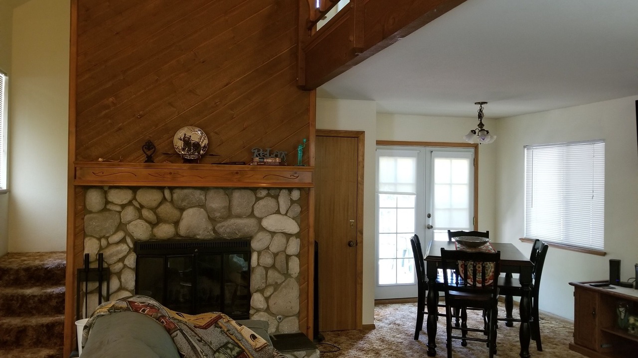 Photo of Livingroom in Arrowbear Lake