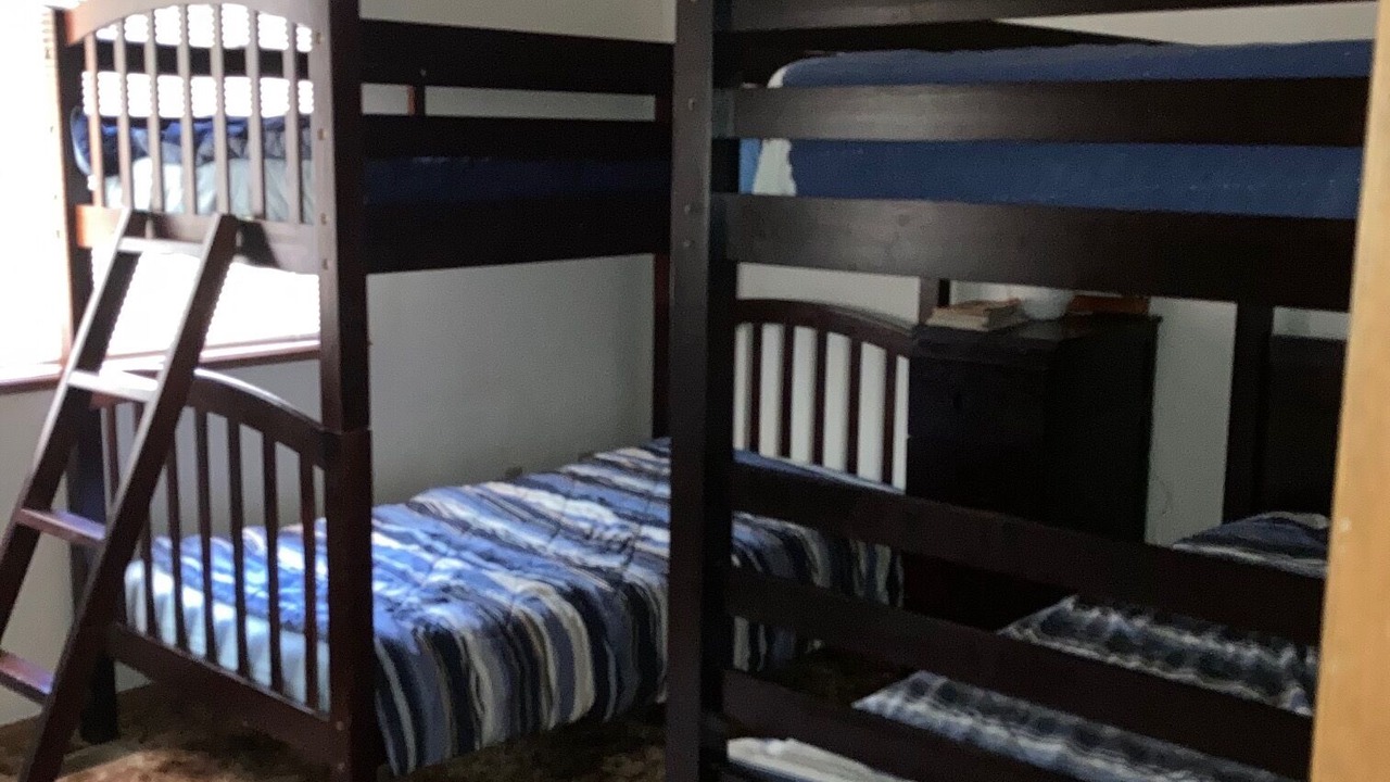 Photo of Bedroom in Arrowbear Lake