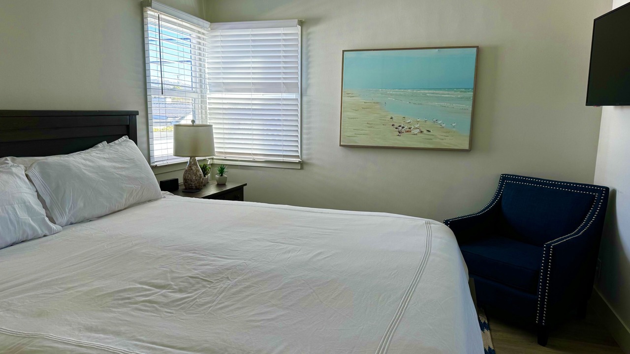 Photo of Bedroom in Corona del Mar
