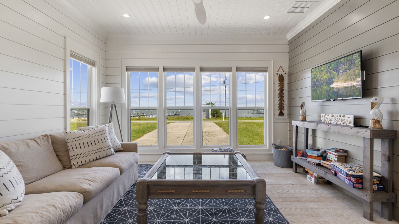 Photo of Livingroom in Alligator Point