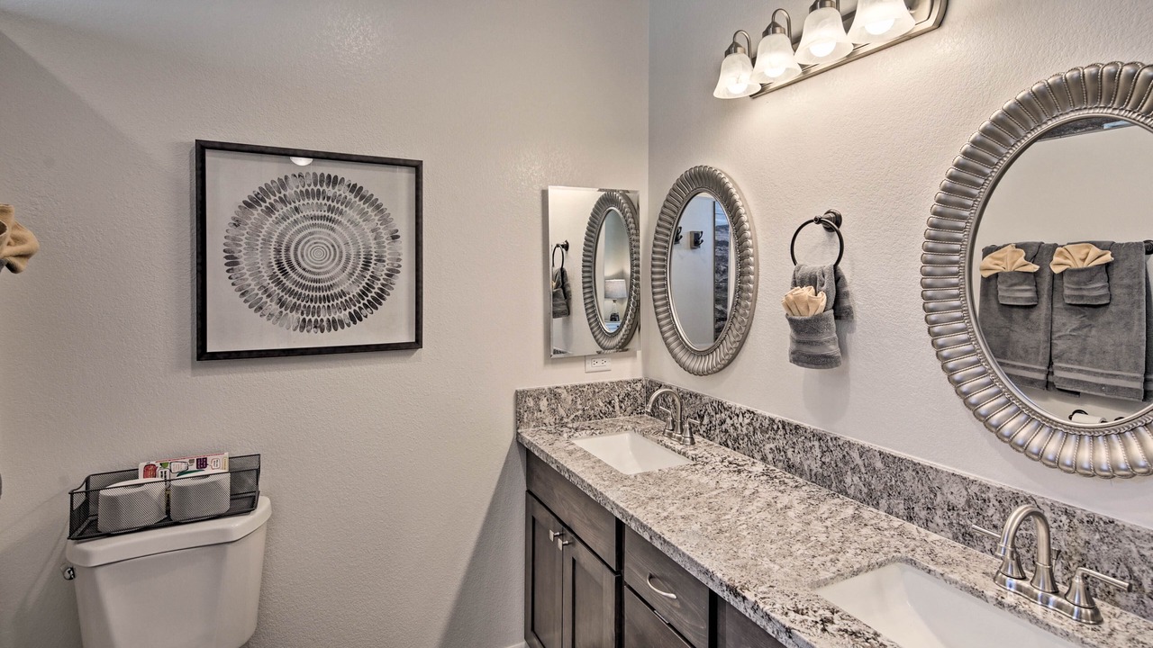 Photo of Bathroom in Sunridge Estates