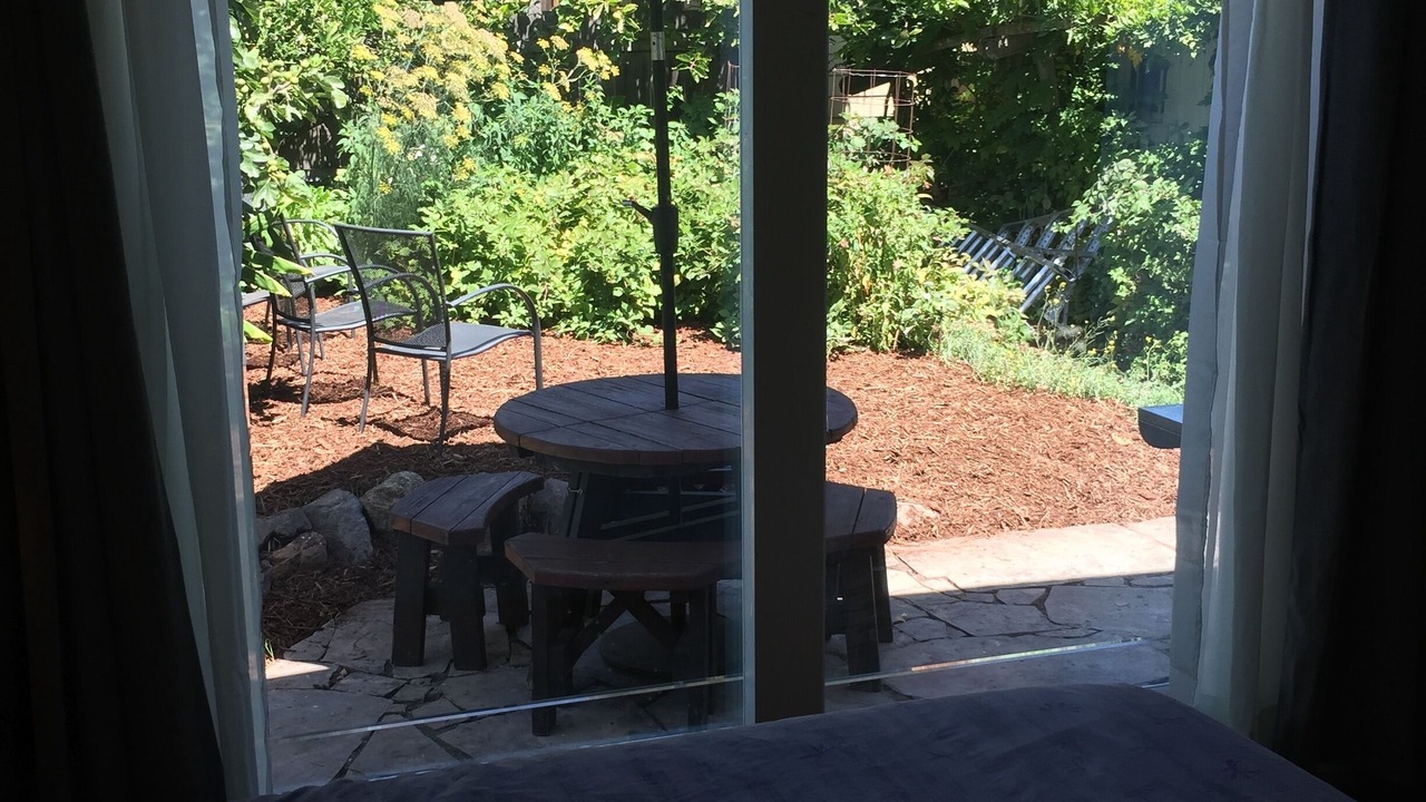 Photo of Outdoor in Piedmont Avenue