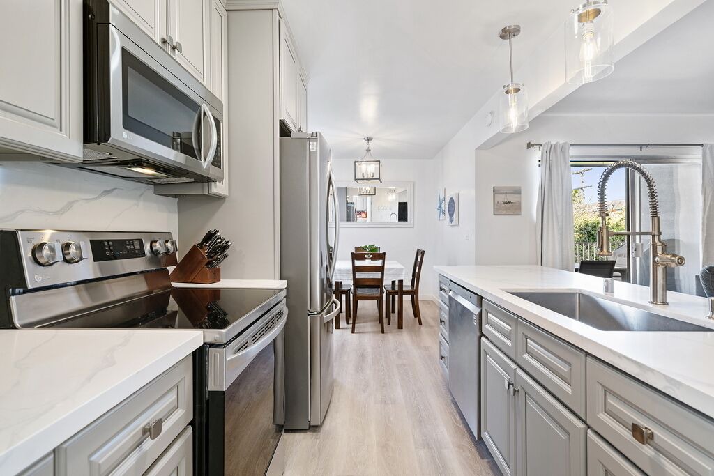 Photo of Kitchen in South Mission Beach