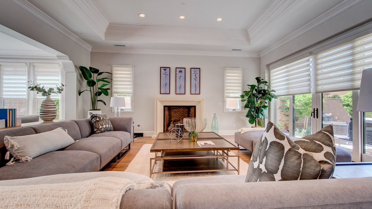 Photo of Livingroom in Orchard Hills
