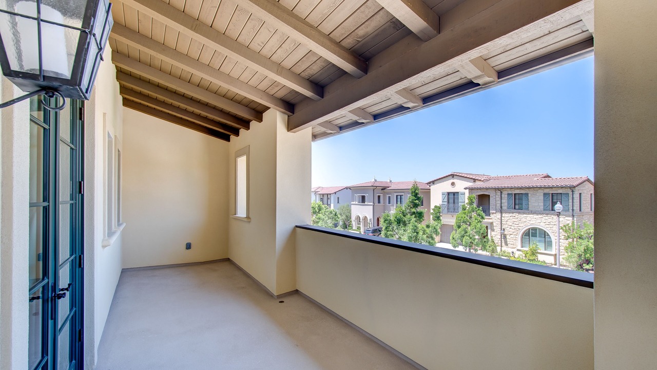 Photo of Patio Balcony in Orchard Hills