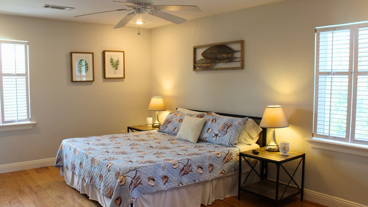 Photo of Bedroom in Shoreline Park