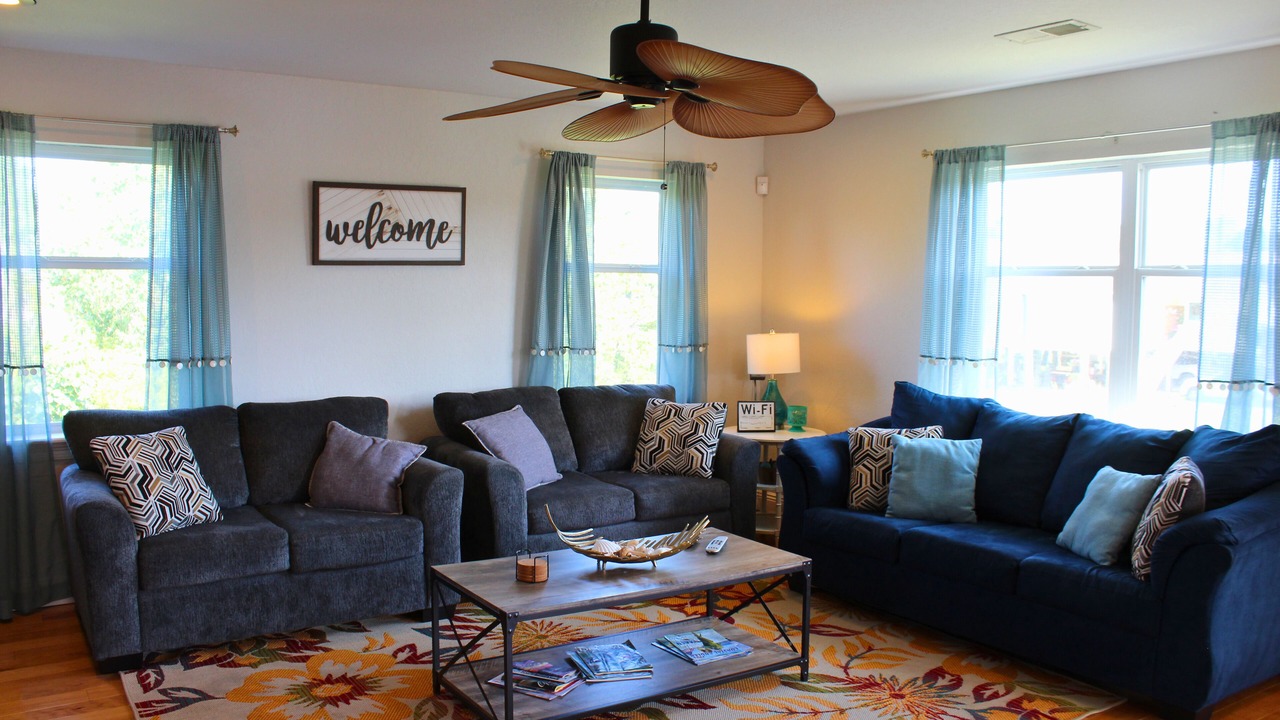 Photo of Livingroom in Shoreline Park