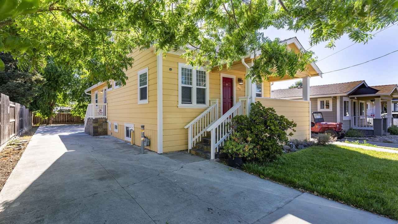 Photo of Outdoor in Northside