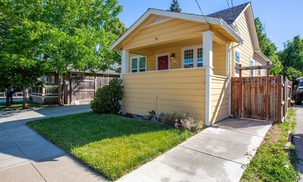 Photo of Outdoor in Northside